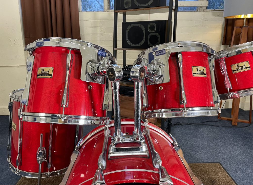 Pearl BLX Drums For Sale: Close-up of tom holders and RIMS mounts.